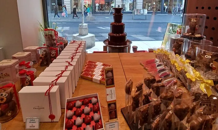 Private Chocolate&Watch Tour of Geneva