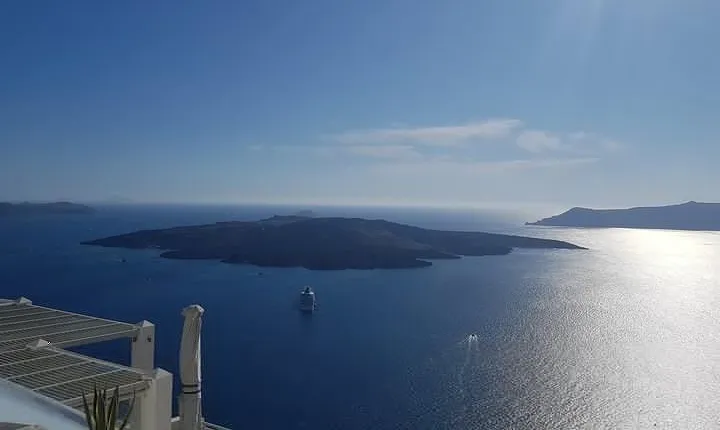 Best of Santorini Customized Private Tour
