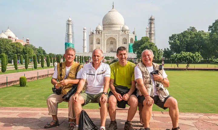 Private Full Day Tajmahal and Agra Tour from Delhi By Train