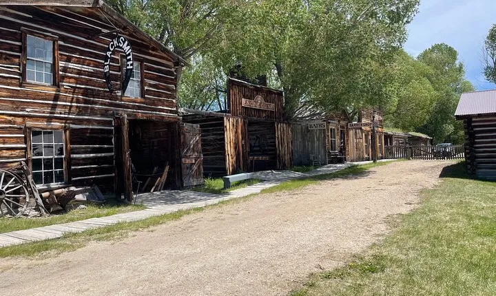 Montana Old West Ghost Towns Private VIP Tour - From West Yellowstone MT