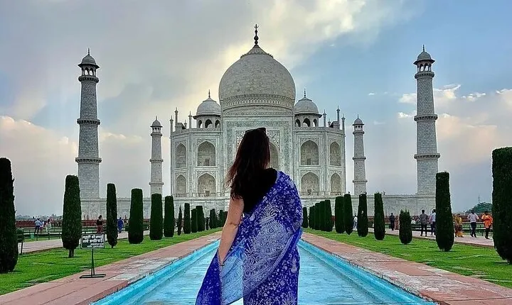 Private Guided Taj Mahal Sunrise Tour with Agra City Highlights 