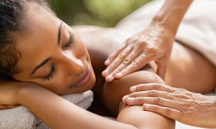 1 Hour Full Body Massage with Sauna Jacuzzi Steam From Hurghada