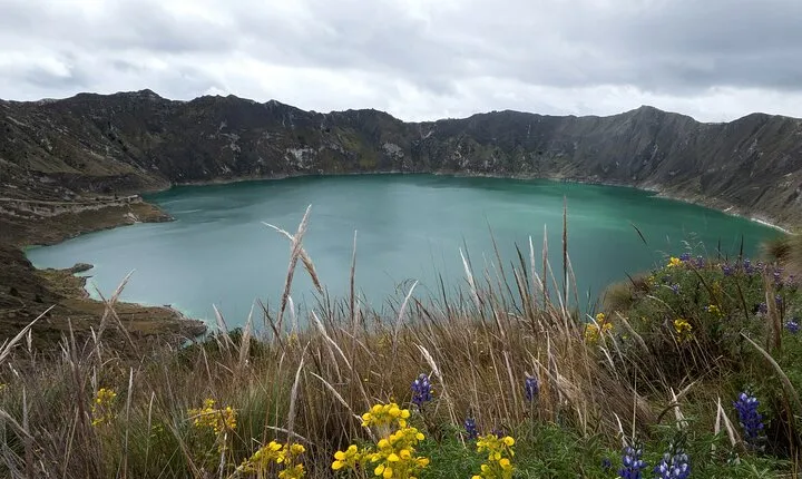 Private Day-Trip to Quilotoa from Quito with Traditional Lunch