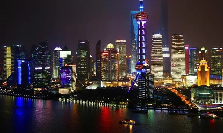 Private Shanghai Night Tour : Shanghai Tower Observation Deck and Amazing Lights