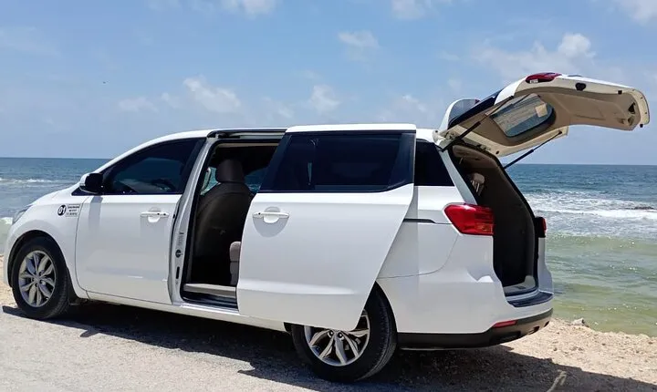 Private Transportation from the Airport to the Hotel Zone of Cancun