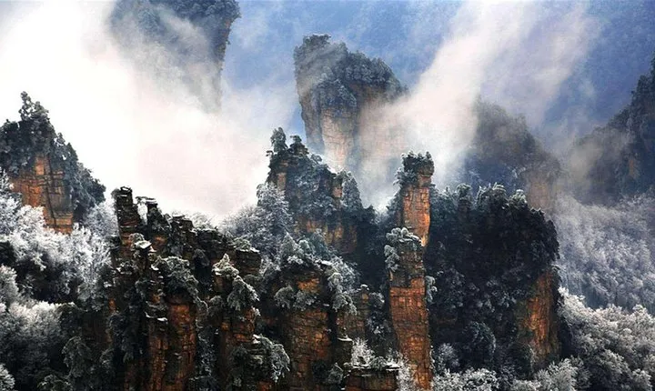 2-Day Private Trip to Zhangjiajie National Park from Xi’an with Accommodation