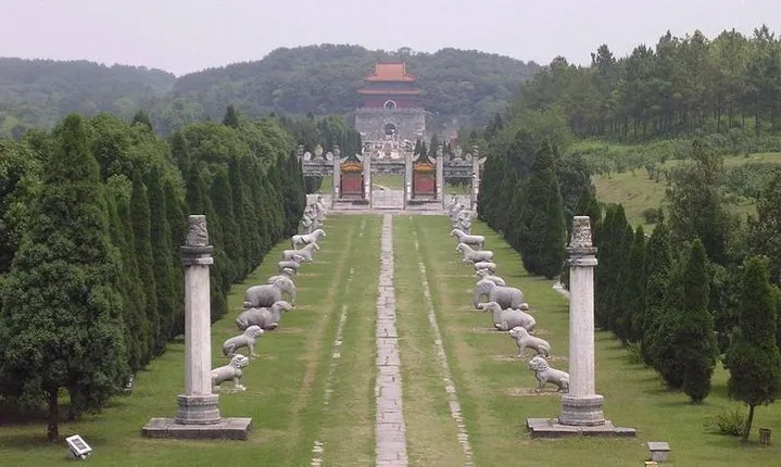 Private Transfer Service to Eastern Qing Tombs from Beijing