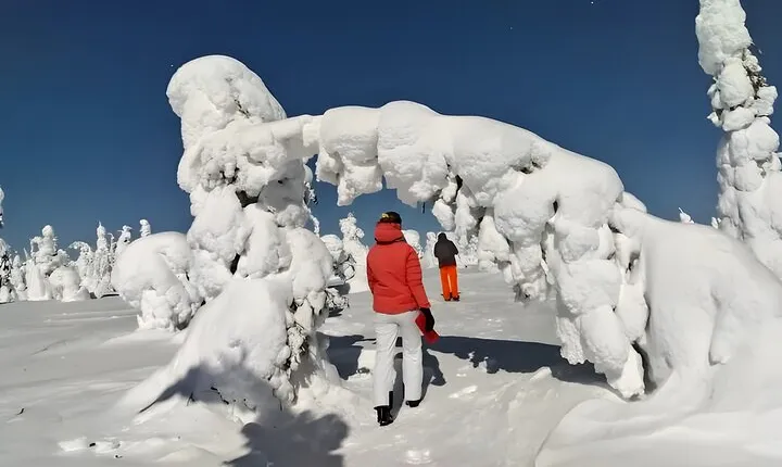 Korouoma Frozen Waterfalls & Riisitunturi A Day Hike Combo