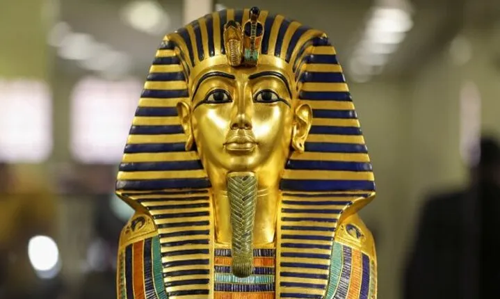 Pyramids, Egyptian Museum in Cairo from Sharm El Sheikh by Bus