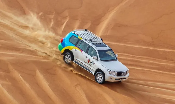 Classic Dubai Desert Safari with BBQ Dinner and Camp activities