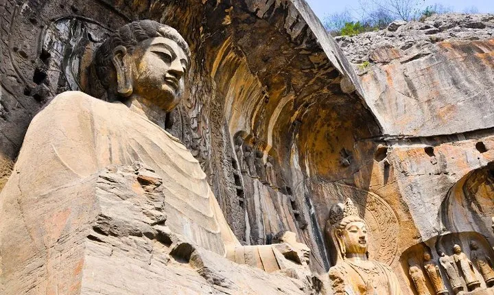 All Inclusive Luoyang Private Day Tour to Longmen Grottoes and White Horse Temple