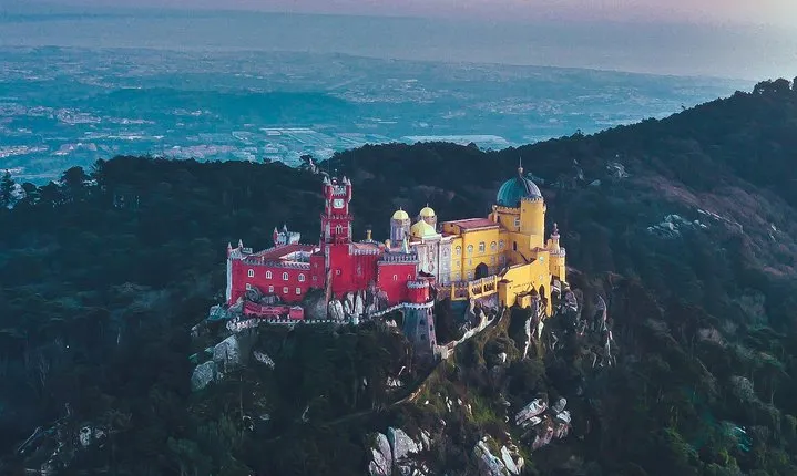 Sintra Private Tour (Mercedes-Benz E/V Class)