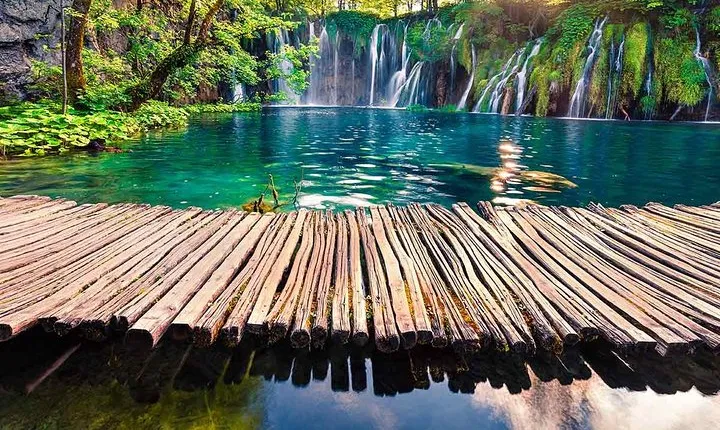 Split to Plitvice Lakes - Private round trip transfer