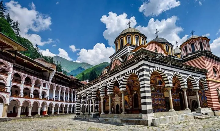 19 days Balkans Tour with Transylvania