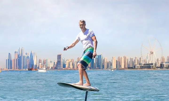 E-Foil Experience in Dubai