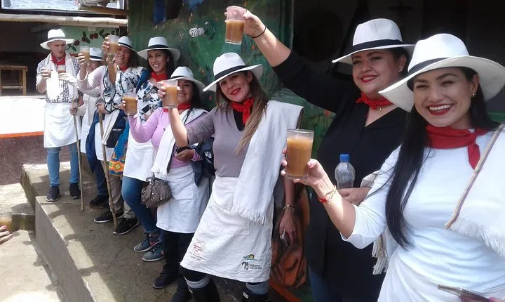 Medellin: coffee tour and paisa experience