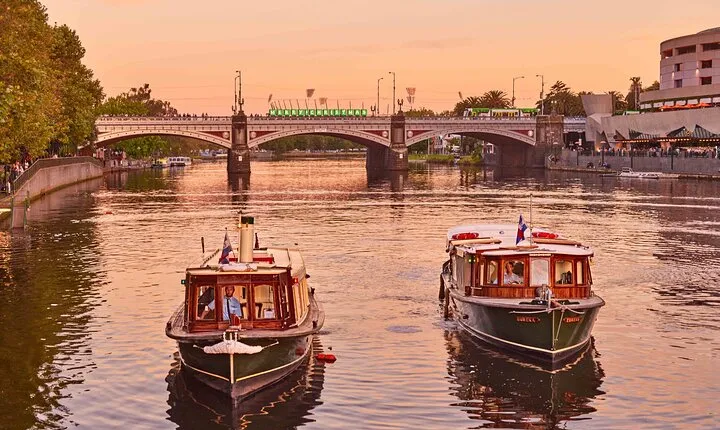 1 Hour Sight seeing Melbourne River Cruise on historic vessel