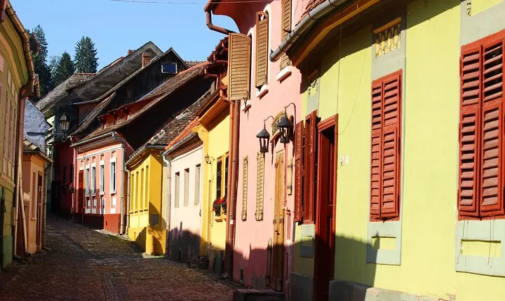 Romania 11-Day Tour with Pick Up