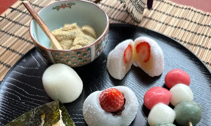 Mochi Sweets Making Class in Tokyo