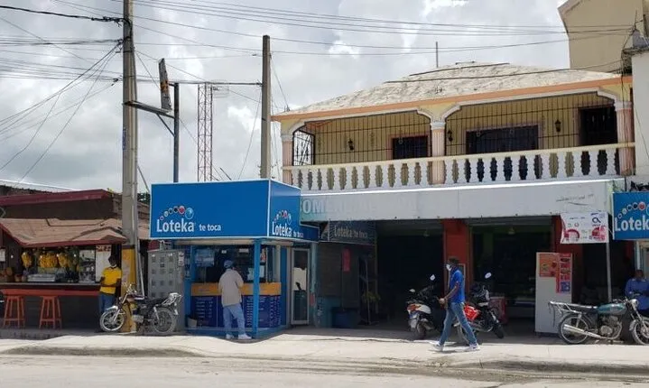 3 Hours Panoramic Tour in Punta Cana with Artisan Market