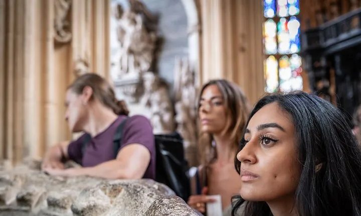 Visit Westminster Abbey & Churchill War Rooms & Westminster Tour