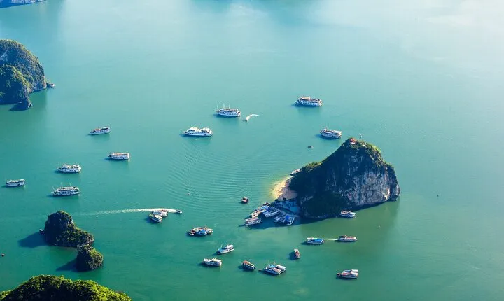 The Best of North Vietnam 5 Days Trip: Hanoi, Ninh Binh & Ha Long
