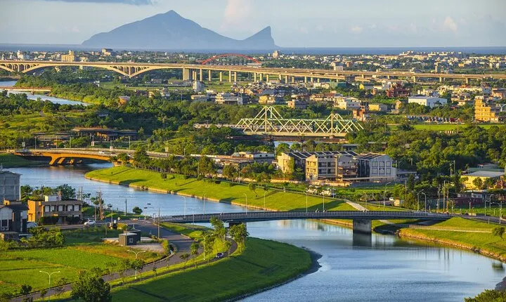 9 Hour Northeast Coast Bay View Tour in Yilan