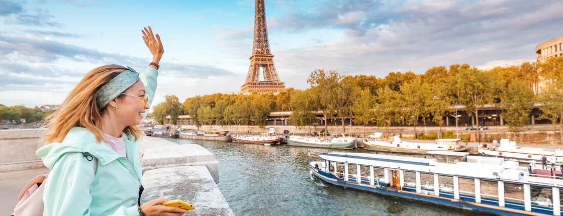 Dinner cruise and Eiffel Tower 2nd floor tickets
