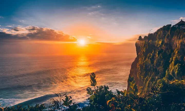 Bali Car-Charter: Tanah Lot and Uluwatu Sunset Tour