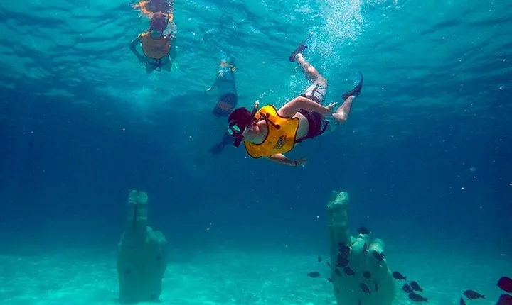 Snorkeling Experience in Cancun: Explore Underwater Wonders