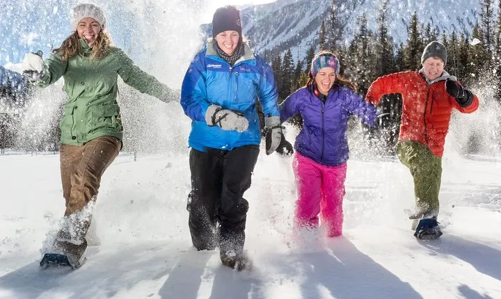 Snowshoeing Tour to the Paint Pots