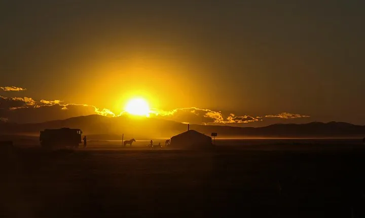 6 Days Color of Gobi Desert
