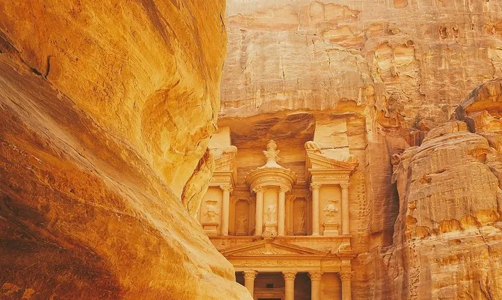 Egypt & Jordan Discovery Tour 12-Day Cairo, Nile Cruise, Petra, Dead Sea