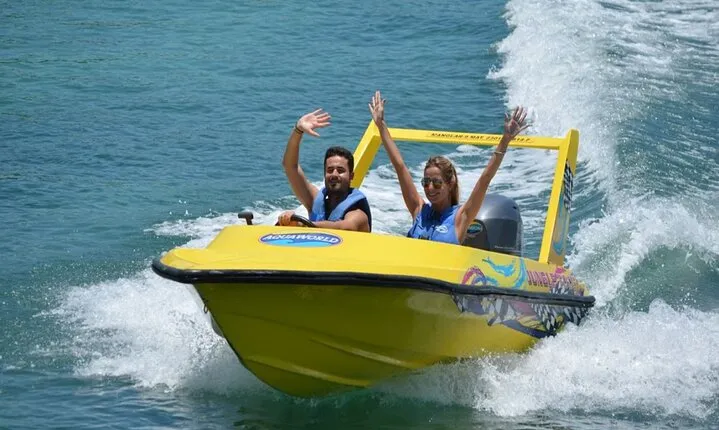 Speedboat Across the Mangroves and Parasailing in Cancun