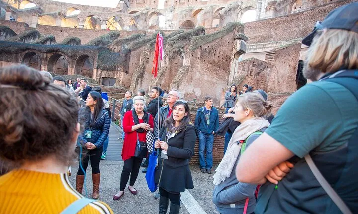 Ancient Rome Guided Tour: Colosseum, Forum and Palatine