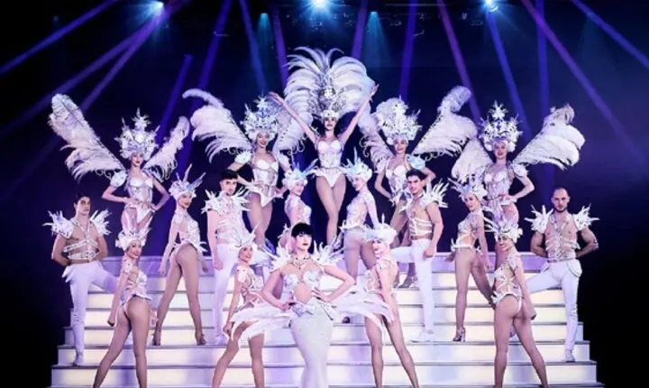 2cv Paris tours Saint Germain Quarter Cabaret Ticket Experience