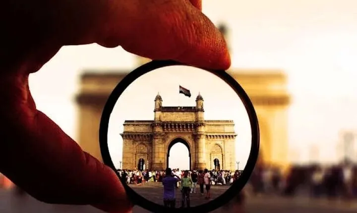 Experience Mumbai-Maximum City with a local vibe! (Half Day Tour)