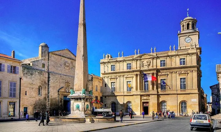 Arles, Les Baux de Provence & Saint Rémy de Provence Tour