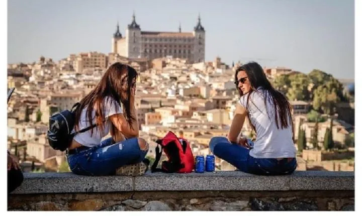 Toledo Full-Day Walking Tour with Guide from Madrid