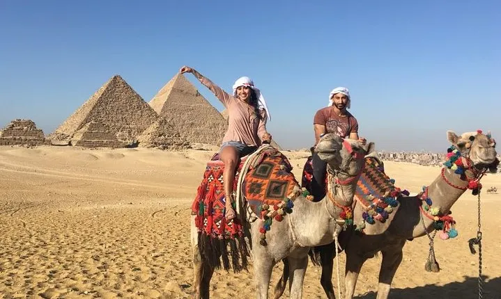 3 Days Tour Package to Cairo, Alexandria with Camel and Felucca Ride