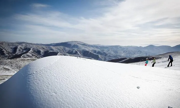 Private transfer from Zhangjiakou Ski Resort to Beijing