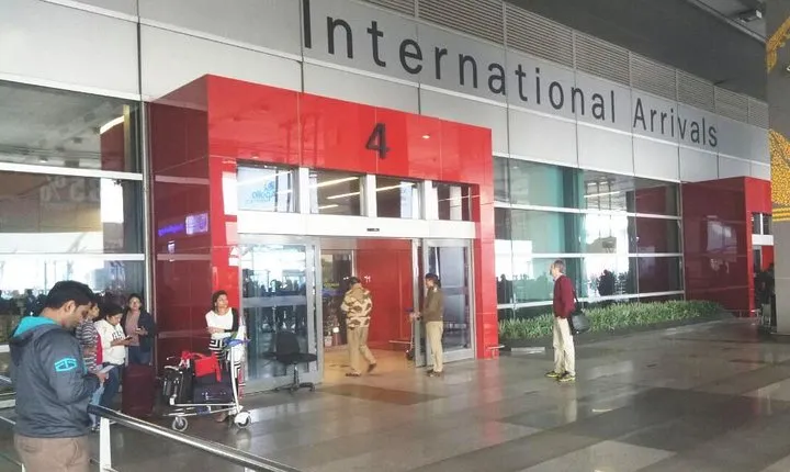 Private Transfer From Delhi Hotel to Airport