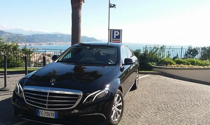 Day tour from Rome to the Amalfi coast, and back to Rome by Minivan