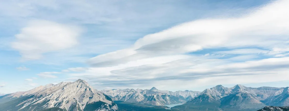 Banff area and canyon walking tour from Calgary
