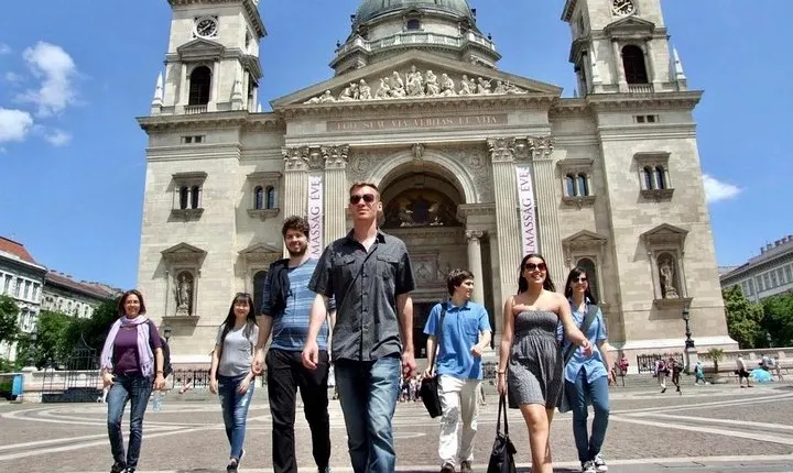 Complete Budapest - Full Day Private Tour with Lunch (8hr)