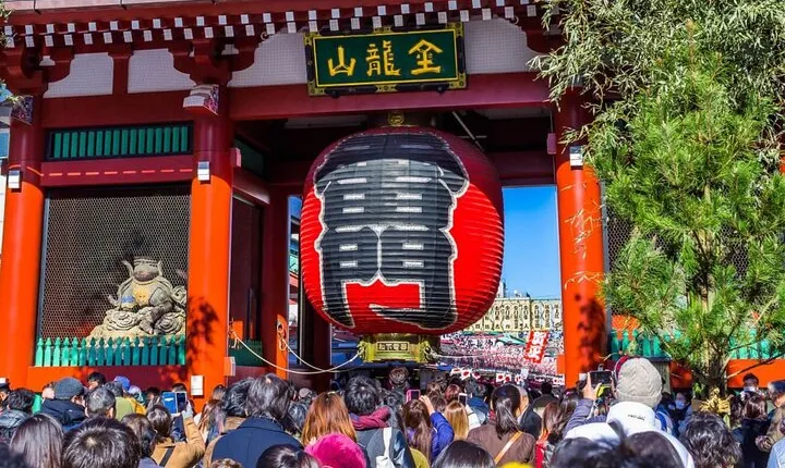 Private Asakusa Bar Hopping Tour