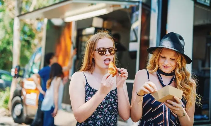 The Authentic London Food and History Tour