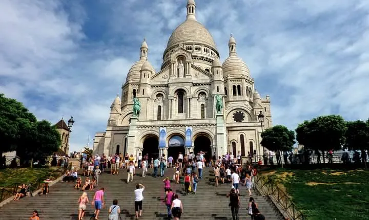 Paris Montmartre Walking Tour Best Art Culture and Food
