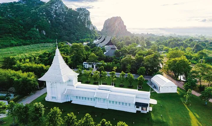 Top Destination Buddhist Gallery | Stunning Scenery+Luxury Lunch