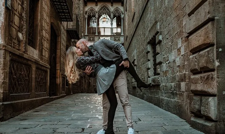 Barcelona Gothic Quarter cinematic photoshoot